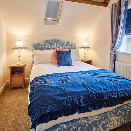 Host & Stay - The Snug Ханманби Экстерьер фото